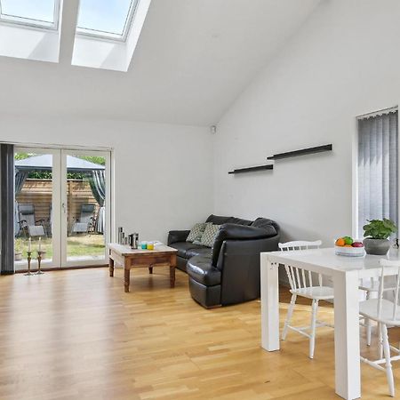 Amazing Home In Glostrup With Wifi Экстерьер фото